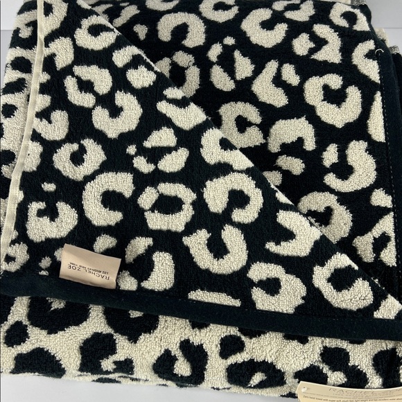 Rachel Zoe Black and Cream Leopard Towel Set Bath Hand Wash Cotton Set of 8 NEW - Picture 6 of 7